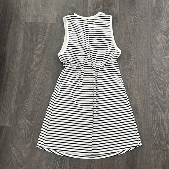 3/25$-Stripped dress - Picture 3 of 3